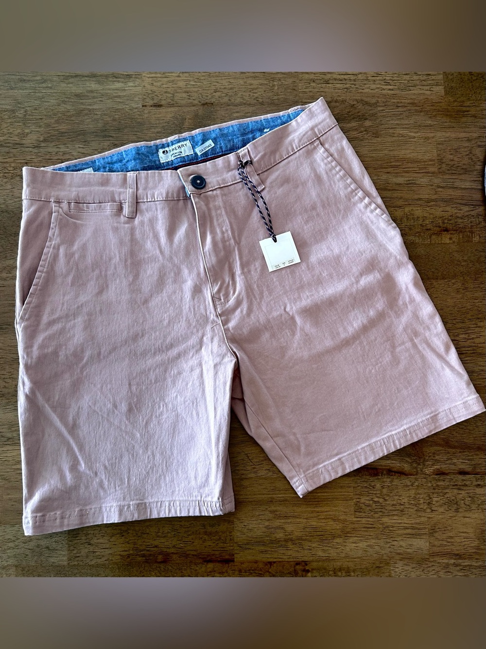 Sperry Men's Flat Front Chino Shorts in Light Dusty Rose